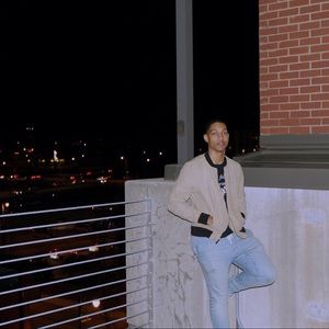 Meet your Posher, Adrian